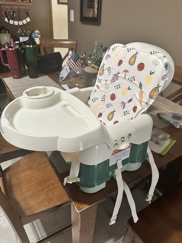 Dorel Baby Play Yard Bassinet Changing Table Mobile Music Foldable Gray