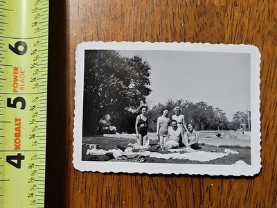 RARE OLD VINTAGE PHOTO ADOBE CREEK WOMEN BATHING SUITS 1 MAN BIKINI