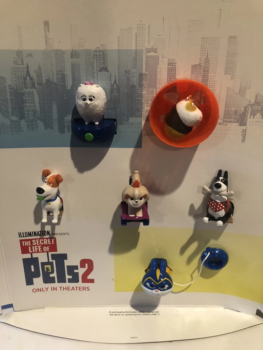 McDonalds 2019 The Secret Life Of Pets 2 Set Happy Meal Toys Store Display