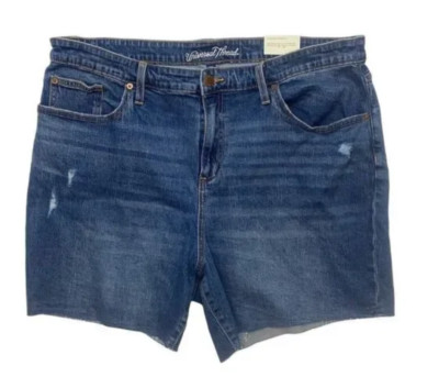 Universal Thread Women's Plus Size 22W Raw Hem Boyfriend Jean Shorts