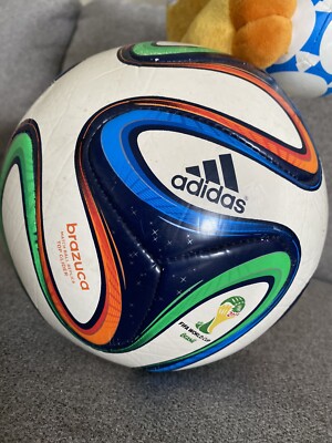 レア　adidas Brazuca 2014 FIFA WORLD CUP s-l400.jpg
