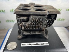 Vintage Miniature QUEEN Cast Iron Stove Made in USA Stove Only - Incomplete