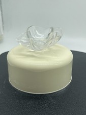 Oscar de La Renta Dusting Powder 3 oz. Case w Clear Acrylic Flower 85 