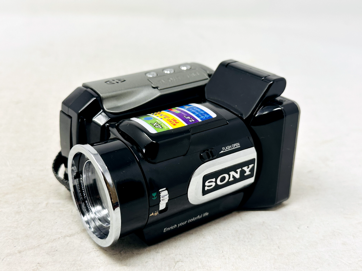 Sony Video Camera Colorful Image With Tilting Lens - No