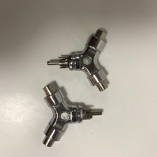 RadioShack RCA / Phono Splitter Two Female In To Male Out Adapter Plug