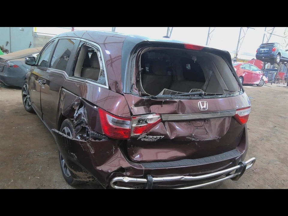 Alternator Fits 12-15 PILOT 6838033 - Image 4 of 4