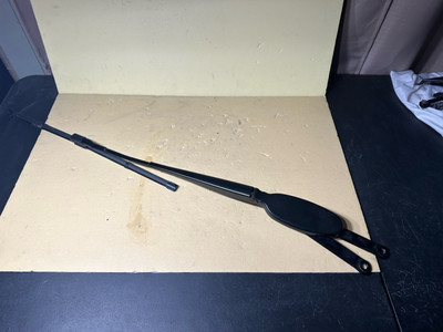    MERCEDES GLB250 X247 WINDSHIELD RIGHT SIDE WIPER ARM W/ BLADE OEM 2020-25