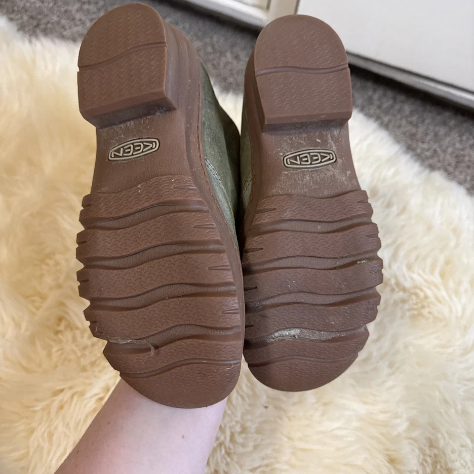 BOTAS IMPERMEABLES KEEN WILLAMETTE MUJER TALLA 7 GAMUZA OLIVA Y GOMA MEDIA PANTORRILLA Foto 3 de 4