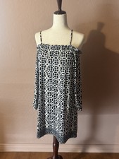 Taxers Dress Womens Small  Florals  Lightweight