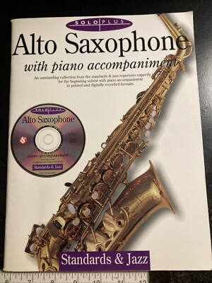Solo Plus: Standards & Jazz: Saxophone (Alto) - Paperback - With CD Very good