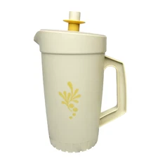 Vintage Tupperware 1 Qt Pitcher 874-14 Almond Harvest Gold Push Button Lid