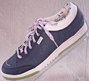 cute comfy sneakers