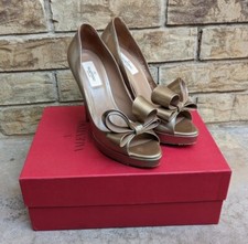 VALENTINO Patent Leather Gold heels peep-toe & bow Pumps Women's 38.5 EUC