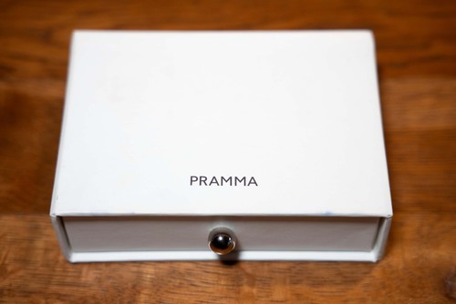 Designer Pramma No 8 Clutch bag - mint condition with box never used - Picture 3 of 15