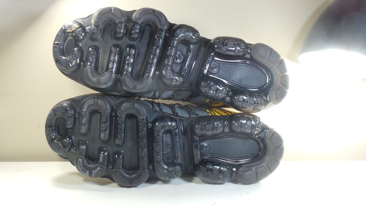 28.5 NIKE AIRMAX VAPORMAX PLUS BOW10 ナイキ NIKE AIR VAPORMAX PLUS Sz 10.5 WHITE RED BLUE tn max 1 90 95