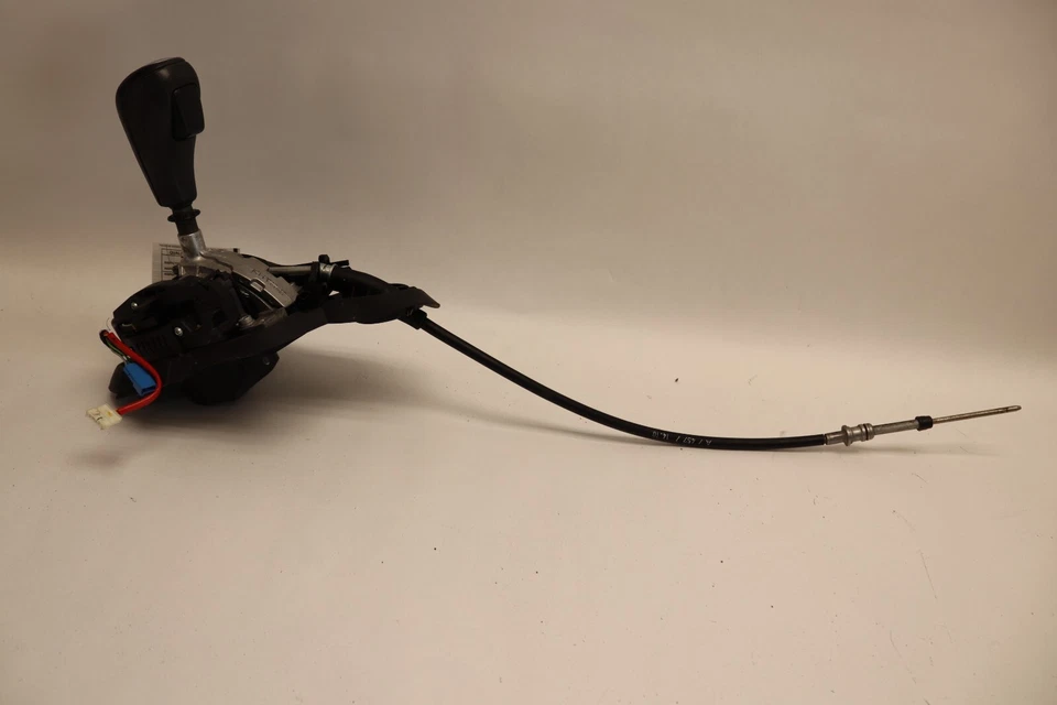 2009-2013 BMW 335I E93 AUTOMATIC TRANSMISSION GEAR SHIFT SHIFTER LEVER OEM - Image 2 of 4