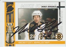 Mike Knuble AUTOGRAPHED 2003-04 QUEST FOR THE CUP HOCKEY CARD SIGNED BOSTON