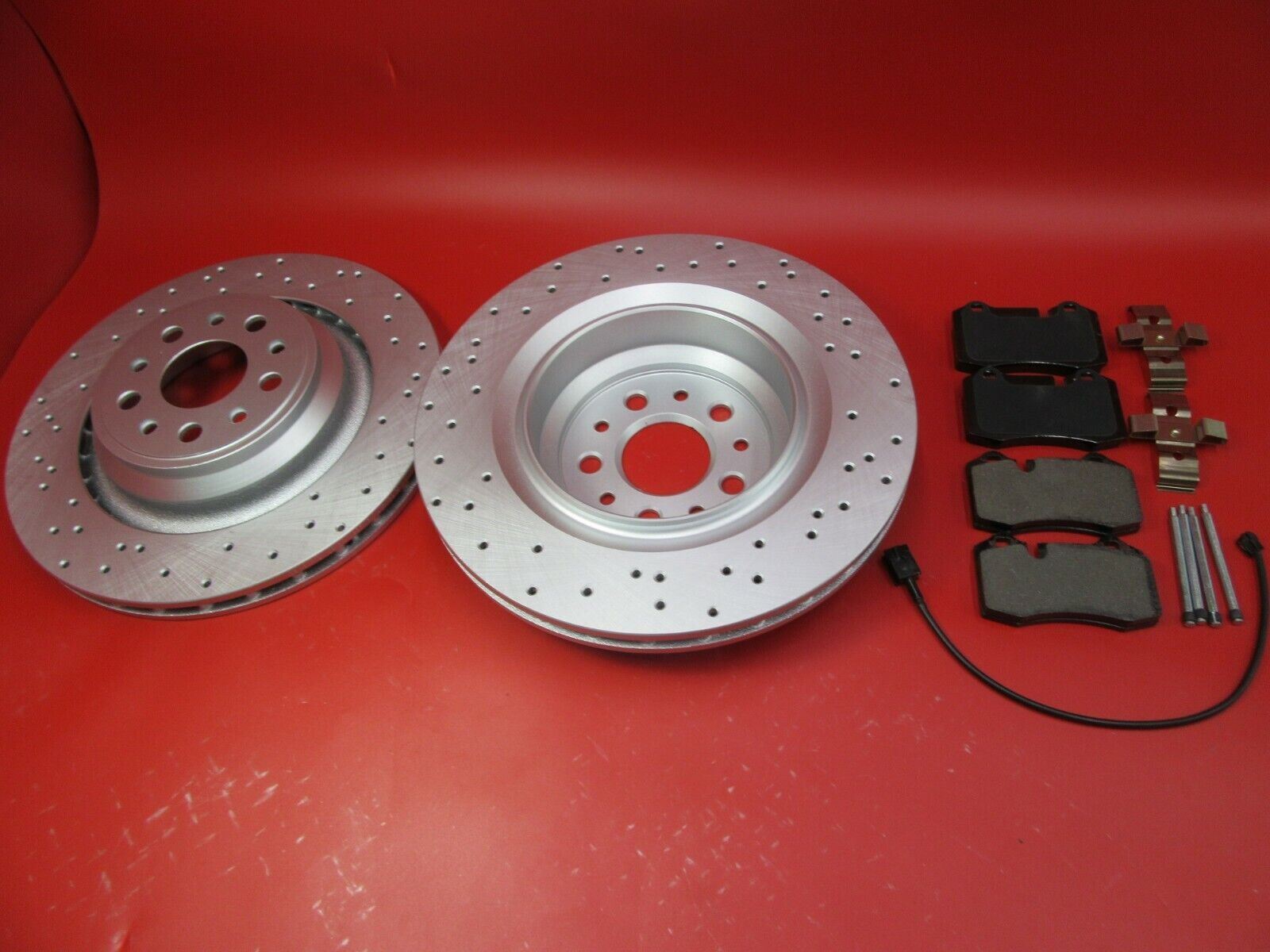 Maserati Quattroporte GTS rear brake pads & rotors TopEuro PREMIUM QUALITY #284