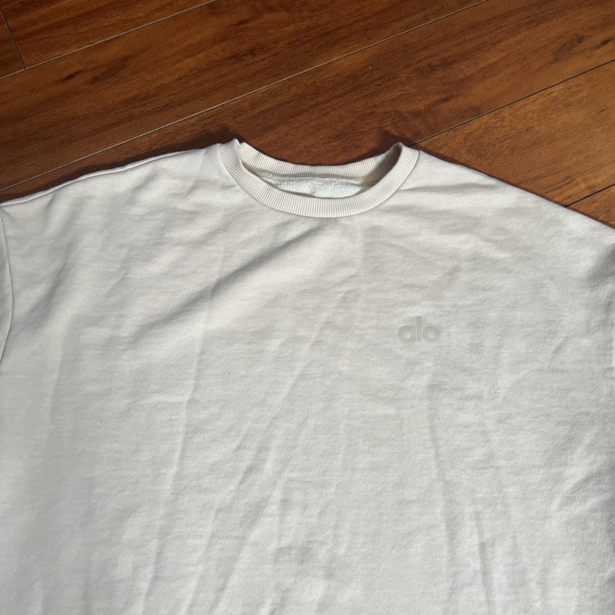 Alo Yoga Accolade Crew Neck Pullover Athletic Cream Beige Gym Sweater Adult XL View 3