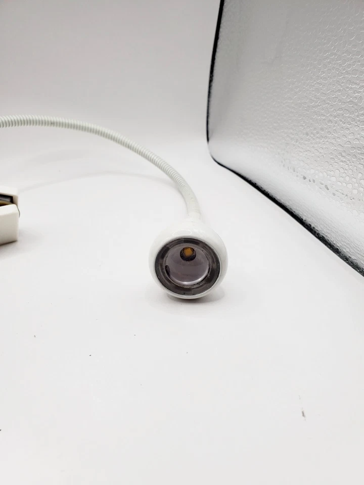 Настенный светодиодный зажим прожектора IKEA Jansjo ярко-красный с изогнутой шеей - Изображение 4 из 4