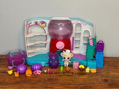 Shopkins Miscellaneous Pieces Lot Of 40+ Figures & Accessories Diffrent Seasons