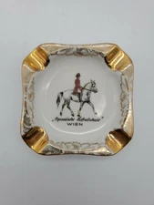 HB Wien Handarbeit Qualitals Porzellan Hassenpflug Ashtray Spanische Hofreitschu