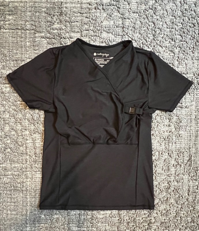 Nesting Days Men’s Black Short Sleeve V Neck Newborn Baby Carrier Shirt Sz Large