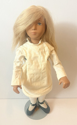 SASHA DOLL  Pintucks 1982  Trendon 16'' Doll W/ Outfit and Shoes Blonde