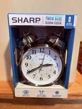 Old Fashioned Sharp Quartz Model SPC800 Alarm Clock Silver Tone Twin Bells New