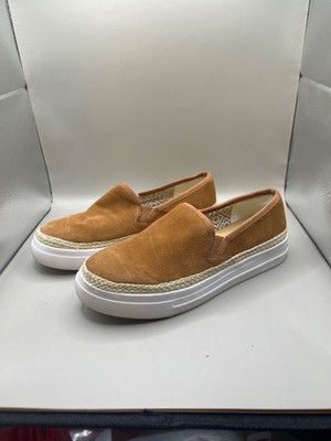 Tommy Bahama Womens Tan Slip-On Suede Shoes 8B Painter