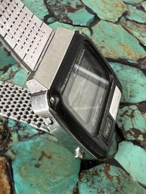 Seiko S229-5019 Chronograph Vintage Degital Quartz Mens Watch