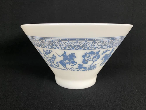 Vintage Hazel Atlas Arabian Knights Milk Glass Serving Bowl Blue & White 10 3/8"