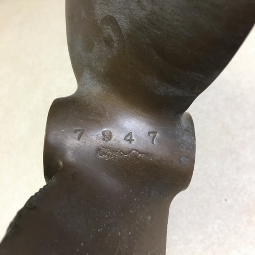 Chris Craft Federal 7947 Brass 3 Blade RH Propeller 15x12P Bore 1.25" - Damaged - Picture 2 of 24