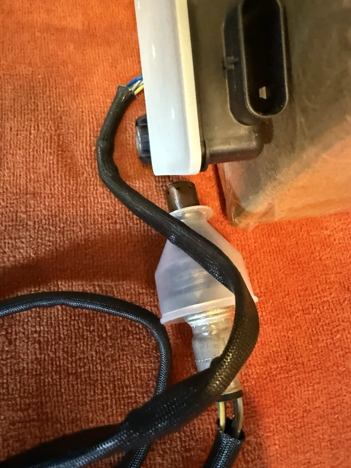 68171187AB 2016-19 RAM 1500 CLASSIC 3,0 L UPSTREAM Sensor de óxido nitroso OEM Mopar Foto 4 de 4