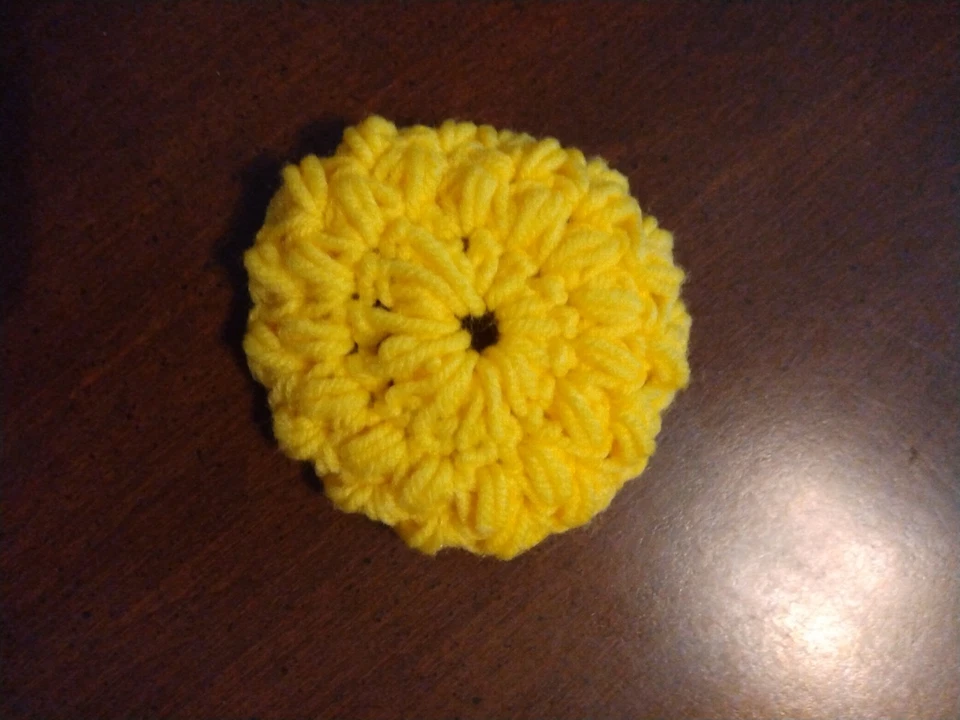 Tea Tree Exfoliating Facial Puffs / Pads, Gentle Buffing Puffs 6 Pack, Reusable - Image 2 of 2