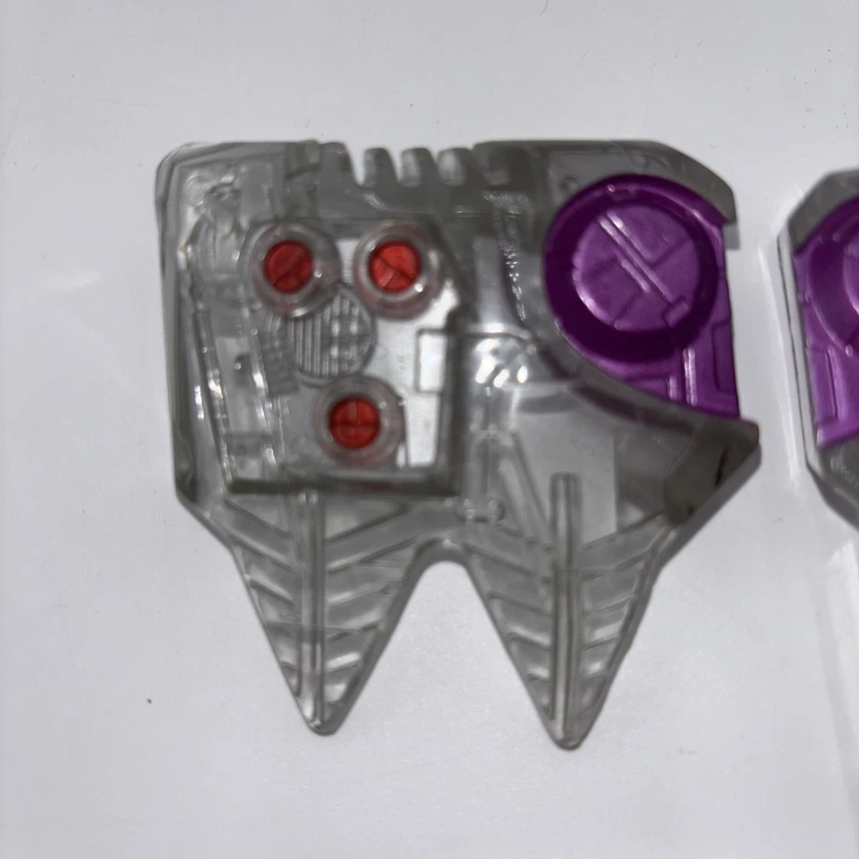 2003 Transformers Armada Unicorn Parts Lot - Chest and 1 Leg Cover Pieces! Rare! - Image 2 of 4