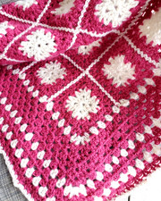 Crochet BABY BLANKET AFGHAN GRANNY SQUARE 29"x 29" DUSTY ROSE OFF WHITE HANDMADE