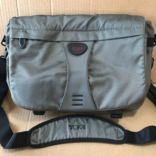 Bolso estilo mensajero gris Tumi-Tech 508PW ampliable | eBay
