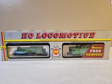 Vtg H.O Life-like Replicas Locomotive Southern Engine  Caboose Green