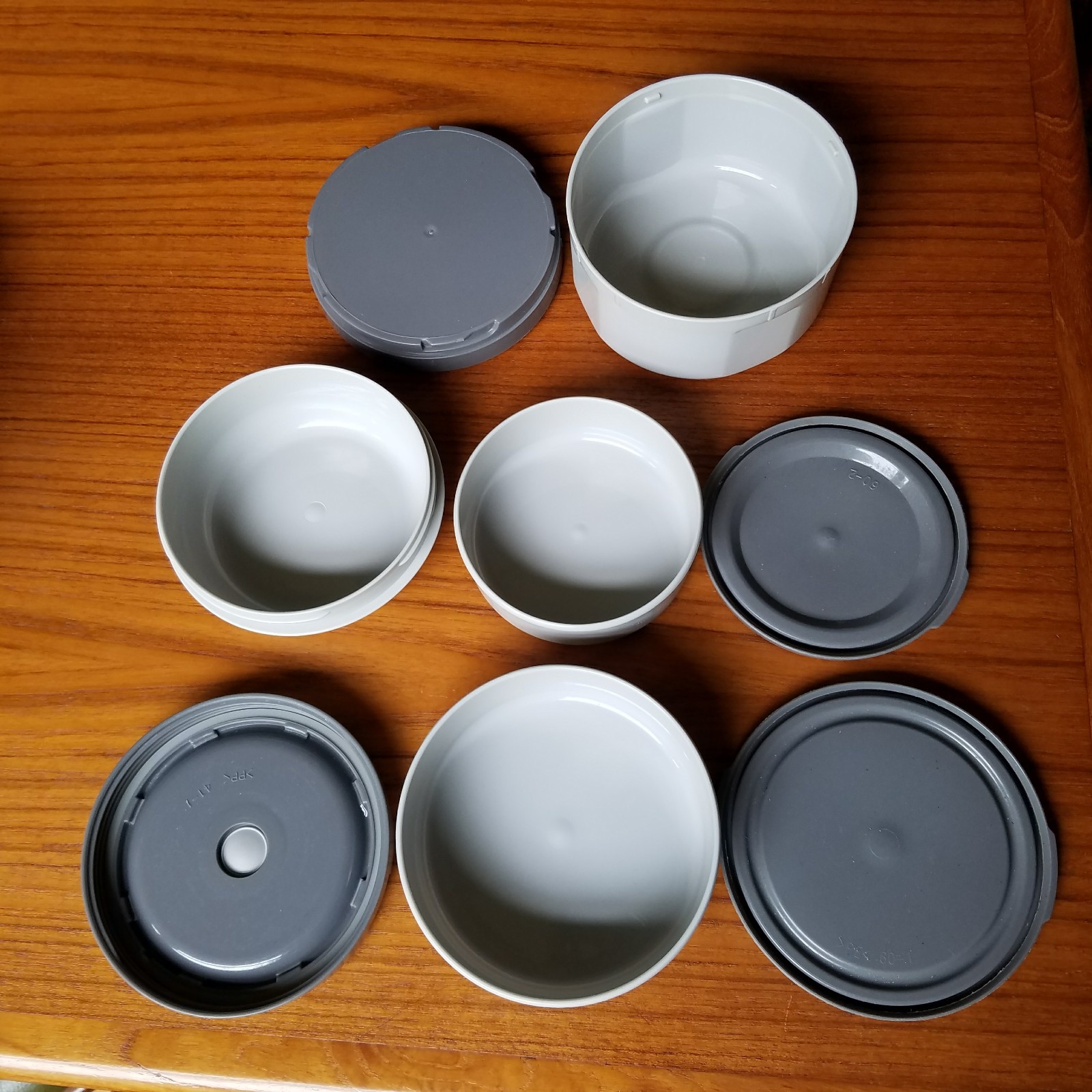 Zojirushi Bento Box Lunch Container Vacuum Portable Microwaveable Gray