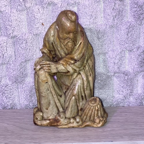 Vintage Chinese Hand Carved Jade Sculpture . - Picture 22 of 24