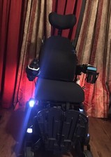 Quantum Edge 3 Stretto power Wheelchair