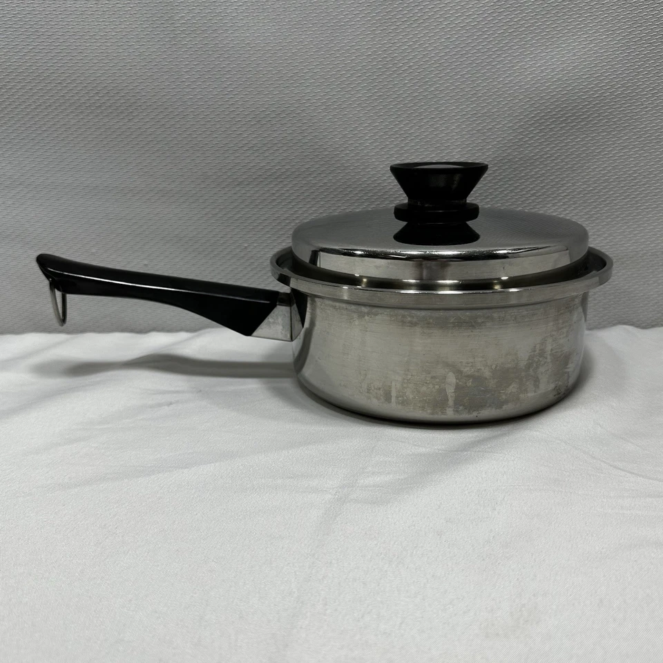 Utensilios de cocina Amway Queen sartén de 2 cuartos de galón de acero inoxidable olla de 18/8 capas con tapa EE. UU. Leer Foto 4 de 4