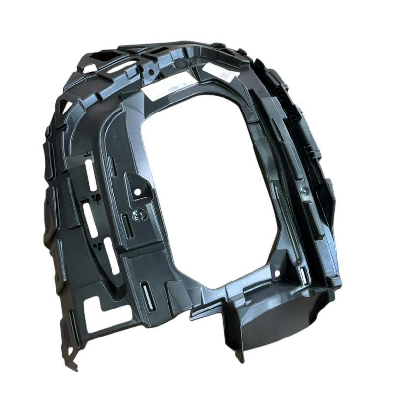 Support de pare-chocs plastique ABS noir conducteur Golf MK8 référence 5H0807723C