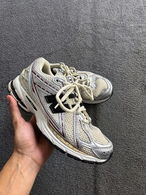 New Balance 1906R