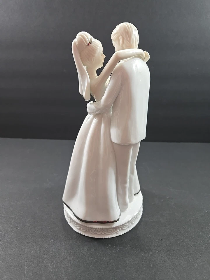 Estatuilla de primer baile de novia y novio porcelana blanca 9" adorno de pastel de boda Foto 4 de 4