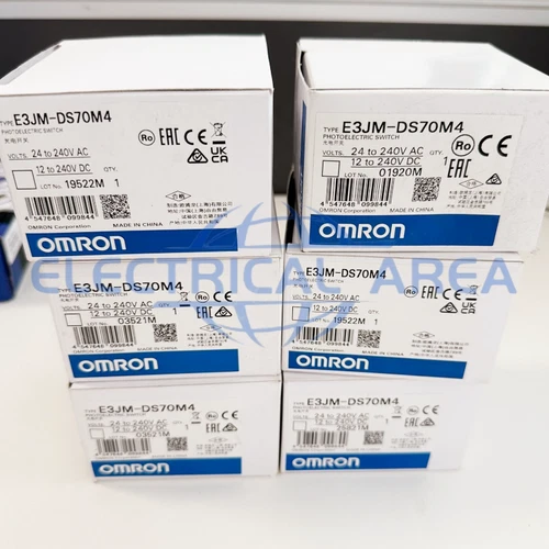 1PC New Omron E3JM-DS70M4 Photoelectric Switch Sensor Fast Delivery E3JMDS70M4