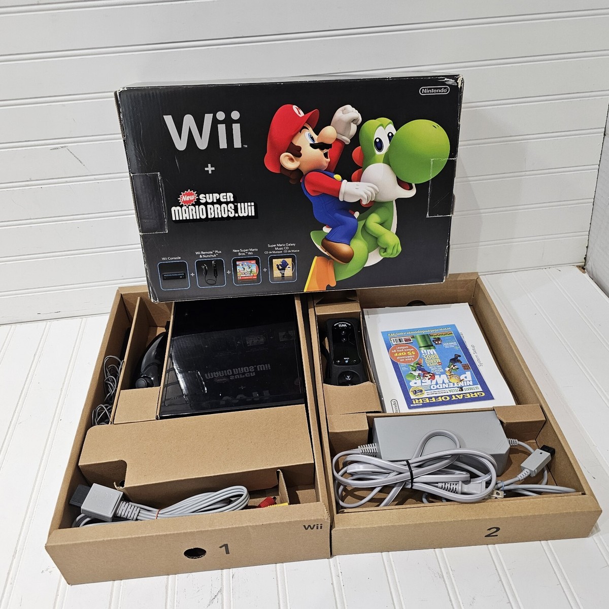 Nintendo Wii Holiday Mario Bros Bundle Black Console *TESTED