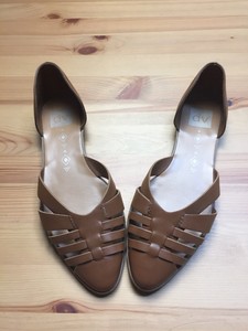 dv by dolce vita flats