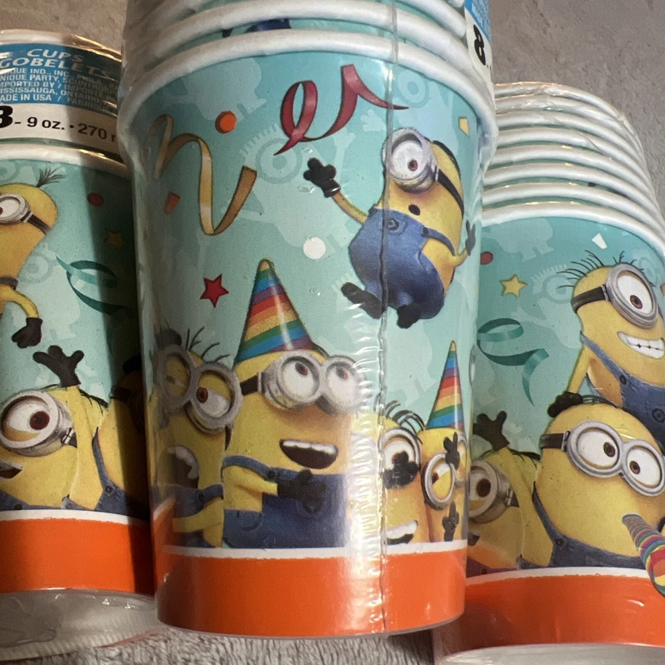 Despicable Me Minions Party Supplies-9oz tazas de papel 24 Foto 2 de 4